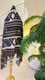 شيلة قطنيه ( لوسي ) بتصميم خاص ل VIP fashion - الصورة 4