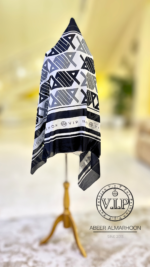 شيلة قطنيه بتصميم خاص ل VIP fashion