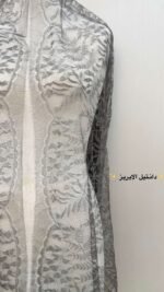 ⁦دانتيل شانتيلي فاخره لون رمادب⁩ - الصورة ⁦6⁩